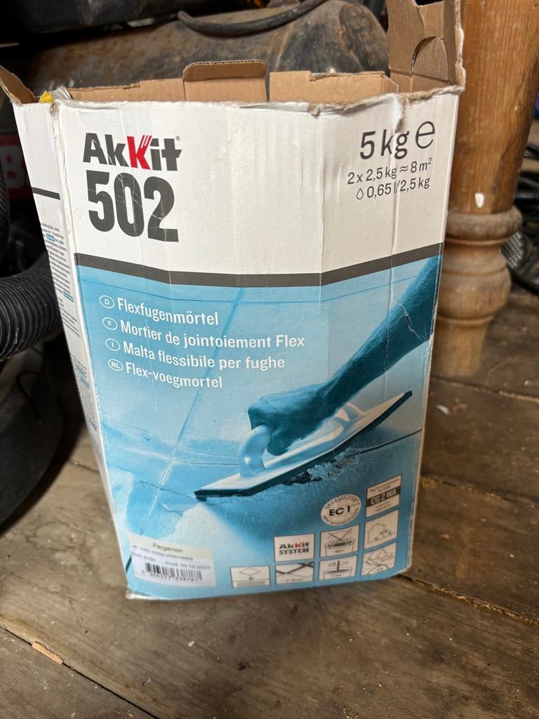 Akkít 502 Flexvoegmortel 5kg - pergamon, Overige materialen, Overige typen, Ophalen of Verzenden, Minder dan 5 m²