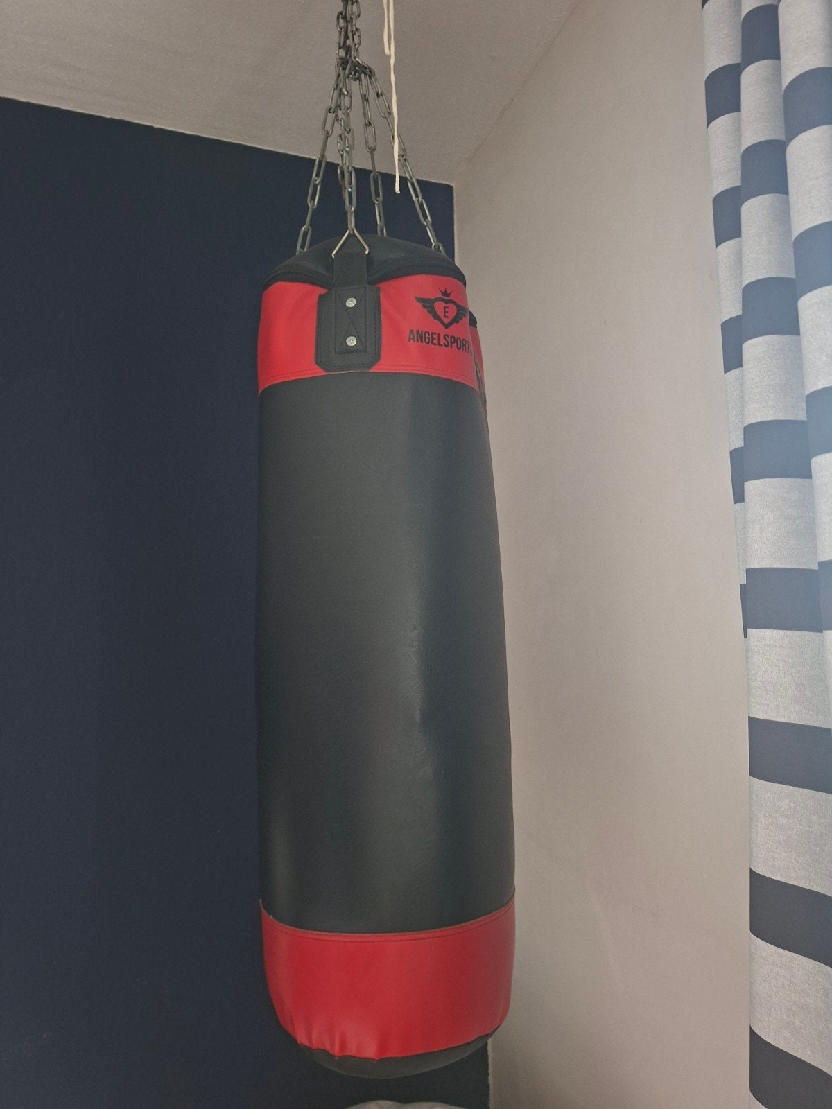 Bokszak set: bokszak, bokshandschoenen en pads, Ophalen, Gebruikt, Bokszak