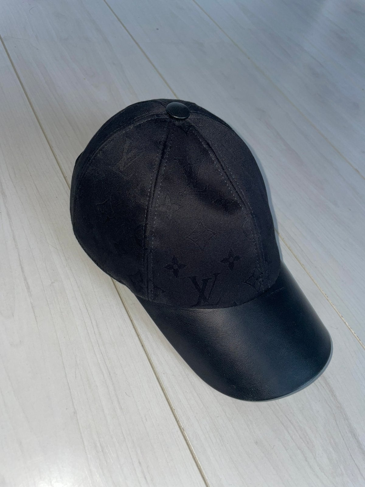 Louis Vuitton First Cap | Orgineel, Ophalen of Verzenden, Zo goed als nieuw