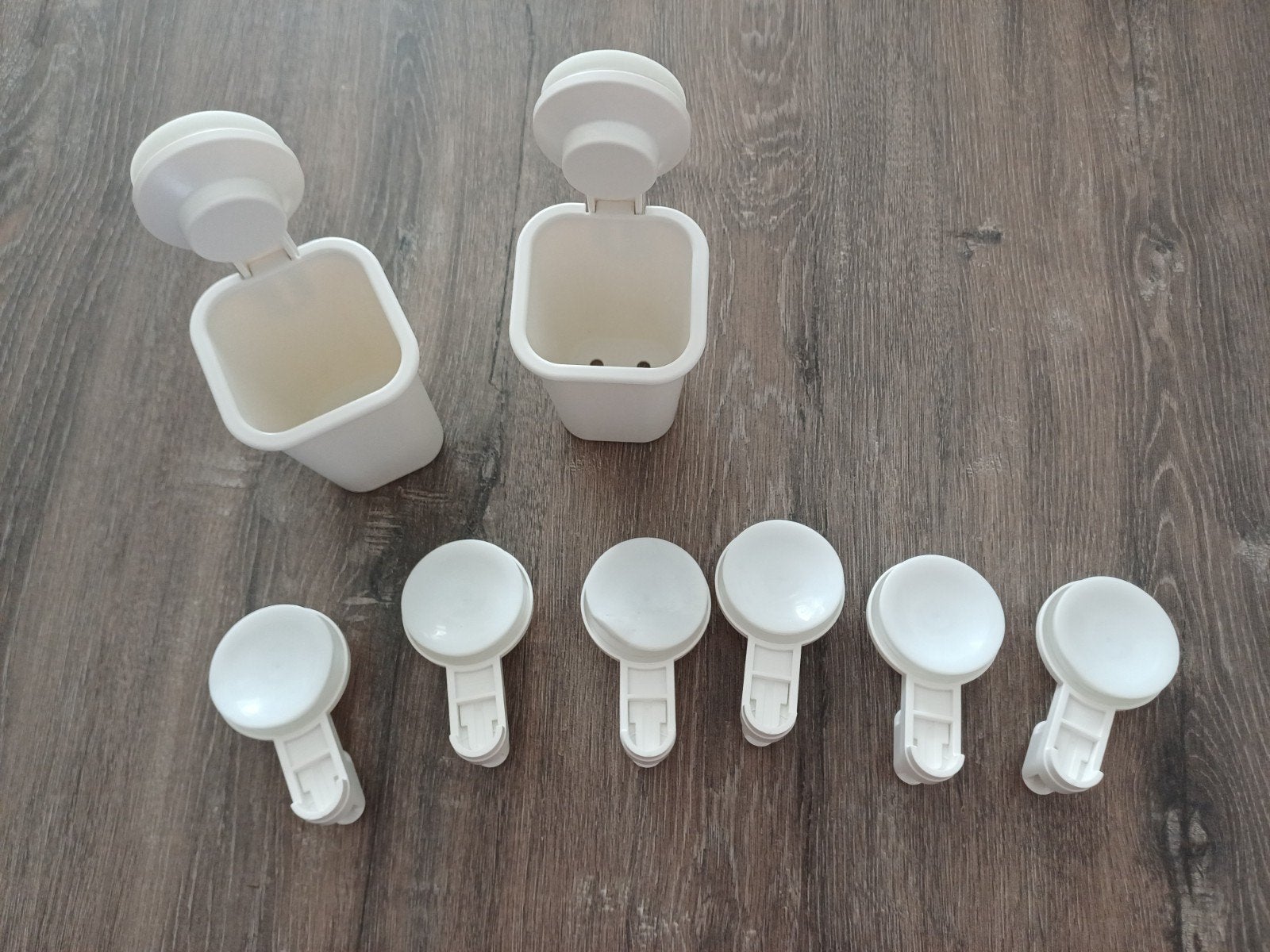 Badkameraccessoires.
Wit., Ophalen of Verzenden, Gebruikt, Wit