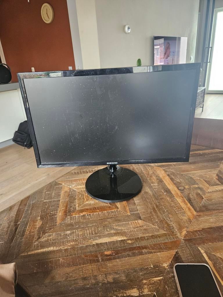 Samsung Monitor - Ideaal voor Thuiswerk of Gaming, Gebruikt, Full HD, Samsung, 60 Hz of minder