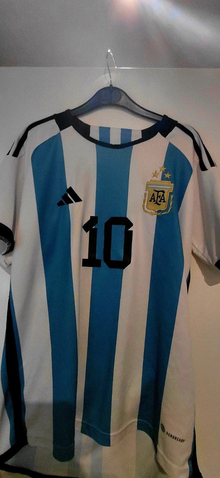 Argentinië thuistenue Messi WK 2022 - Shirt en Broekje, Maat S, Ophalen of Verzenden, Gebruikt, Set