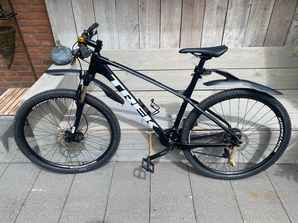 Zgan: Trek Marlin 5 mountainbike XL 29 inch zwart, Fietsen en Brommers, Fietsen | Mountainbikes en ATB, Ophalen, 57 cm of meer