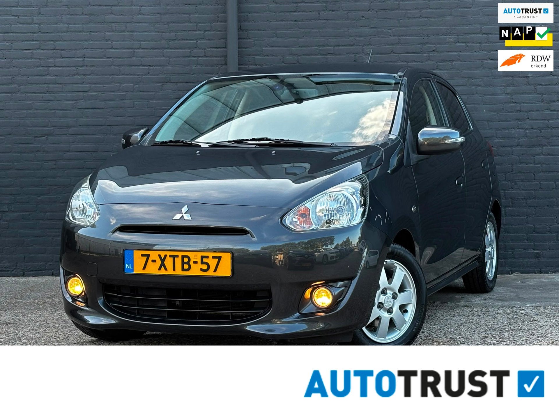 Mitsubishi Space Star 1.0 Intense KEYLESS|ELEK RAMEN|AIRCO|N, Auto's, Voorwielaandrijving, Stof, Zwart, Origineel Nederlands