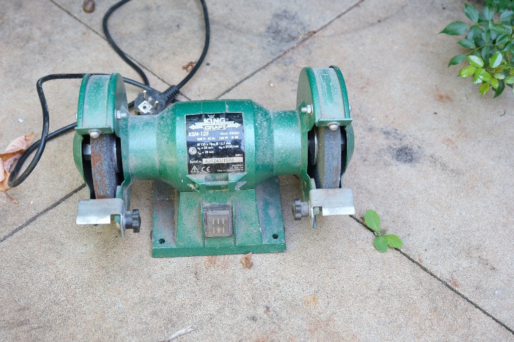 electrische slijpmachine, Ophalen of Verzenden, Gebruikt, Minder dan 700 watt, Werkbankslijpmachine