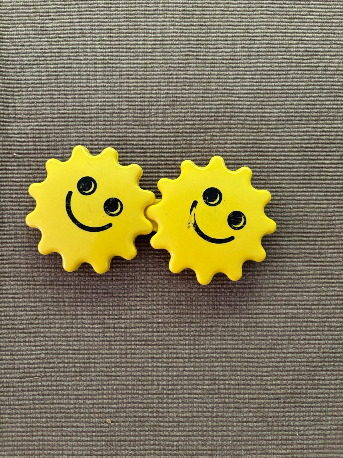 Ambi Toys star rattle vintage vrolijke zonnetjes rammelaar!, Ophalen of Verzenden, Gebruikt, Jongen of Meisje