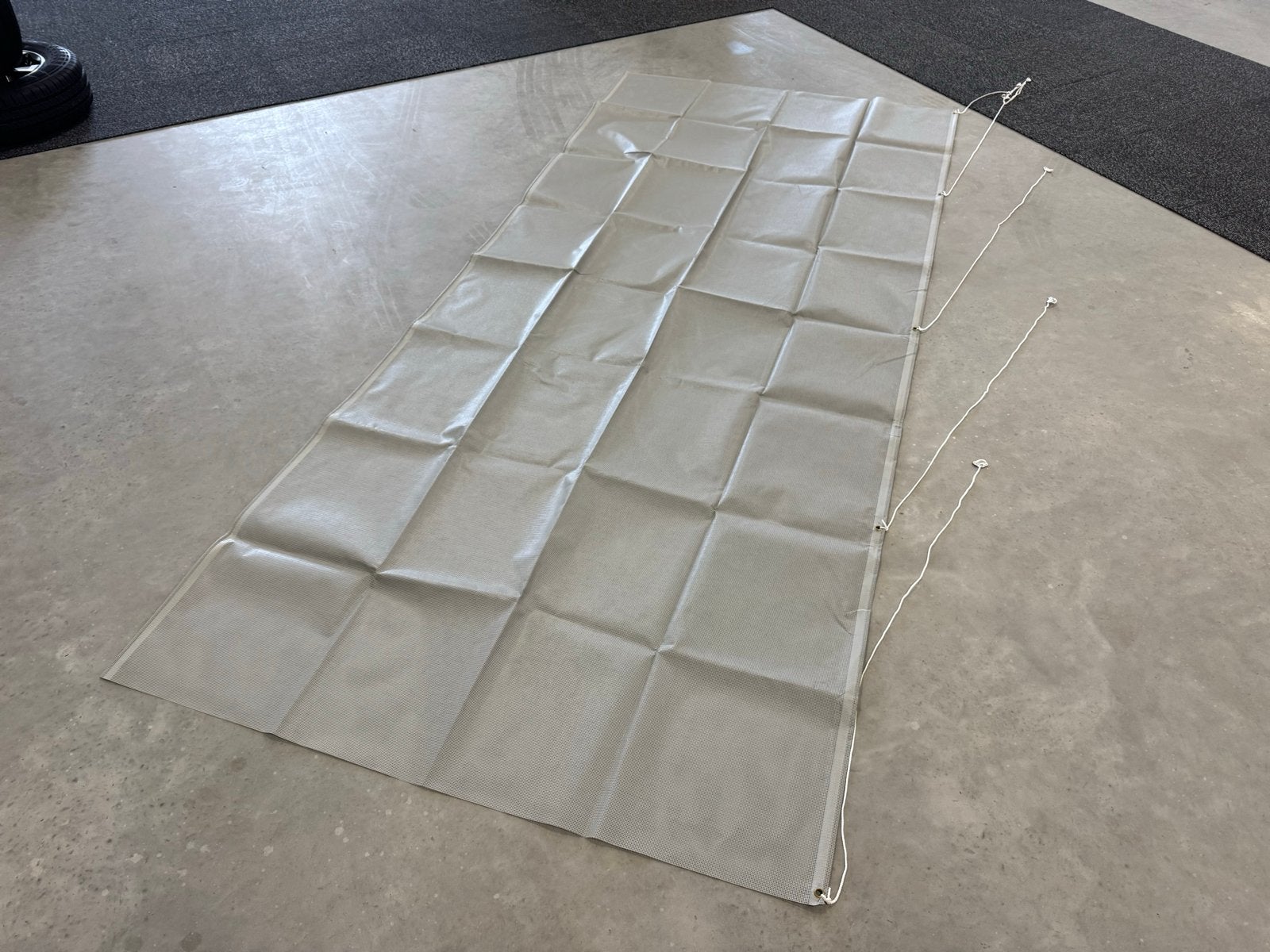 Sun Blocker Front voor Thule 430, Ophalen, Zo goed als nieuw