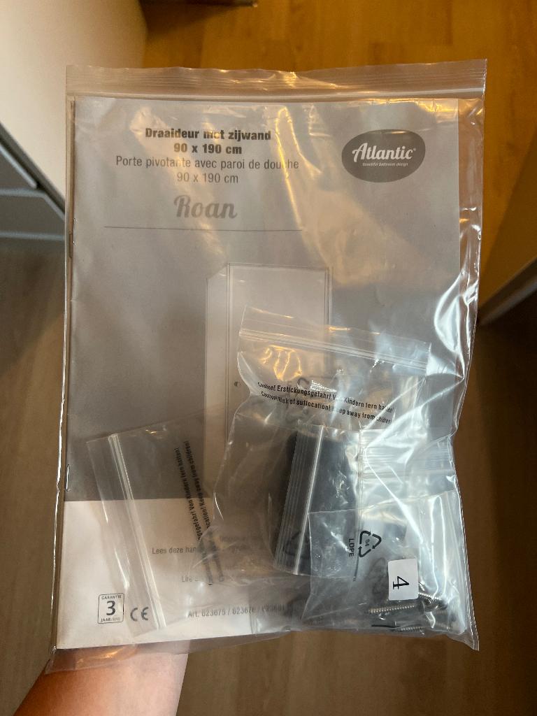 (NIEUW!) Atlantic douchecabine Roan met draaideur zwart, Ophalen, Nieuw, Douche