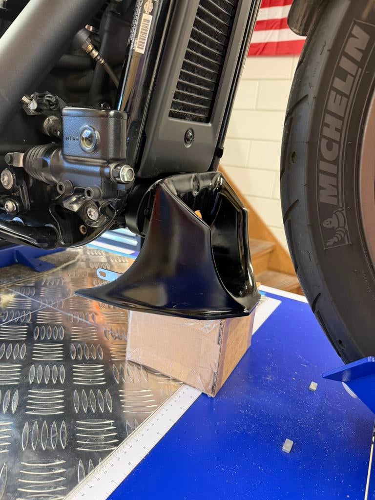 Killer Custom 'Bobbstr' chin spoiler Harley Davidson, Ophalen of Verzenden, Gebruikt