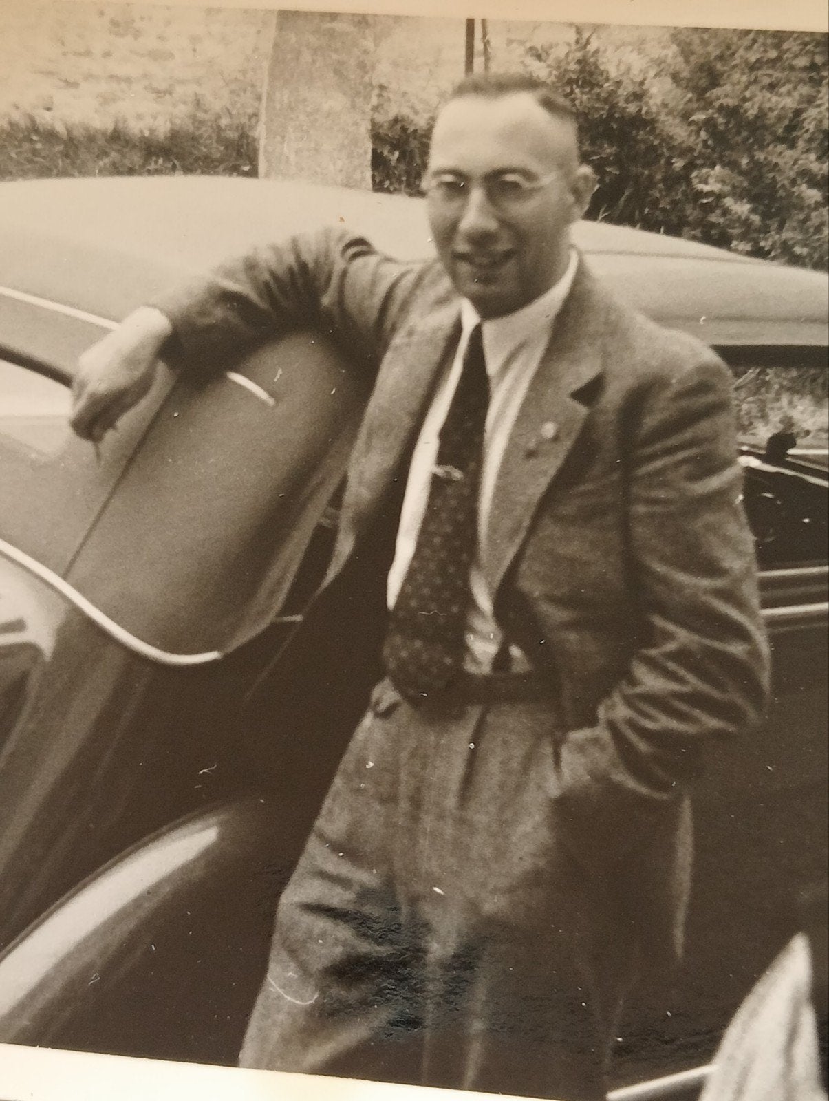 Man met auto, Ophalen of Verzenden