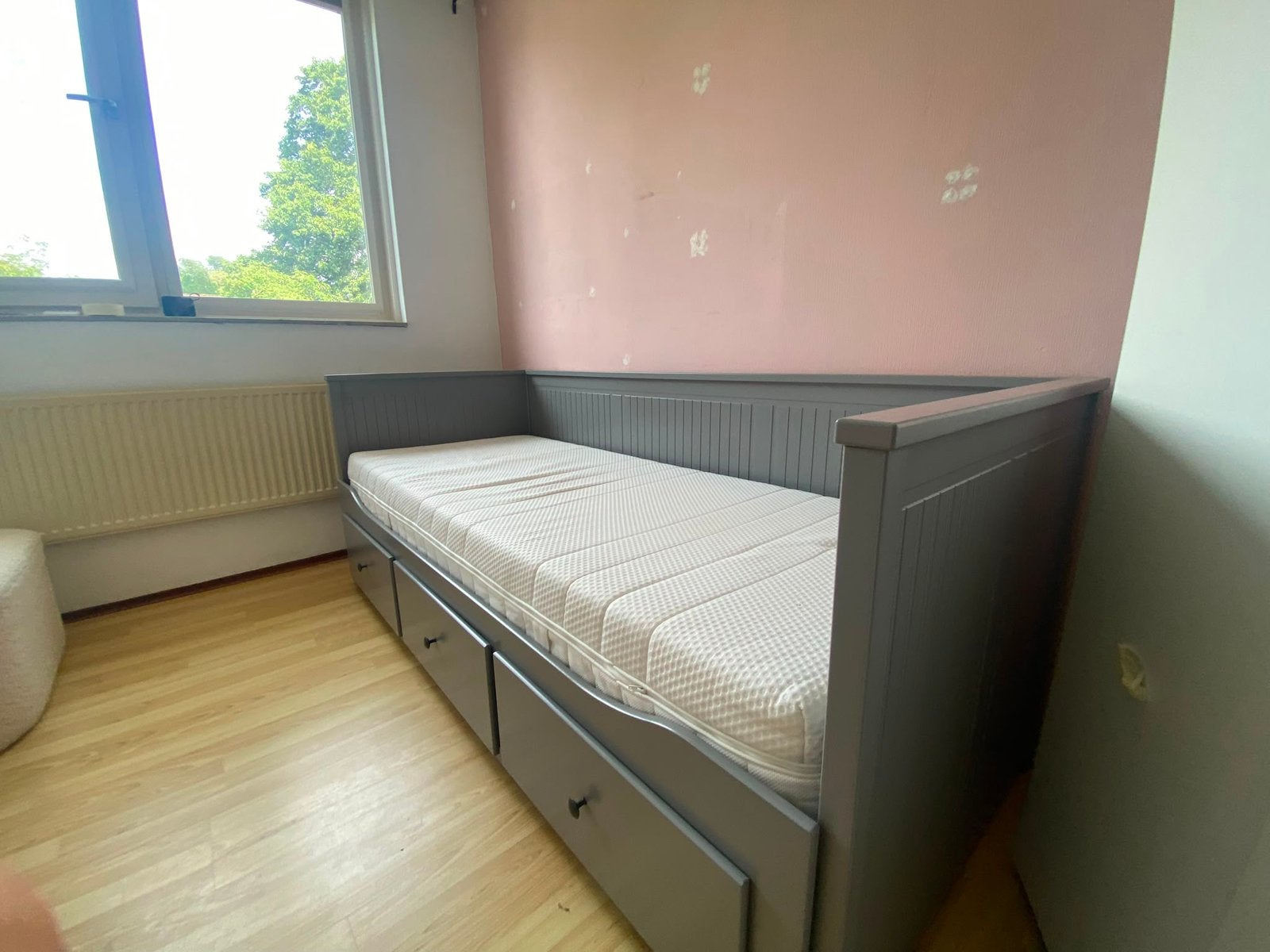 Hemnes bedbank ikea, Ophalen, Verstelbaar, Tweepersoons, Zo goed als nieuw