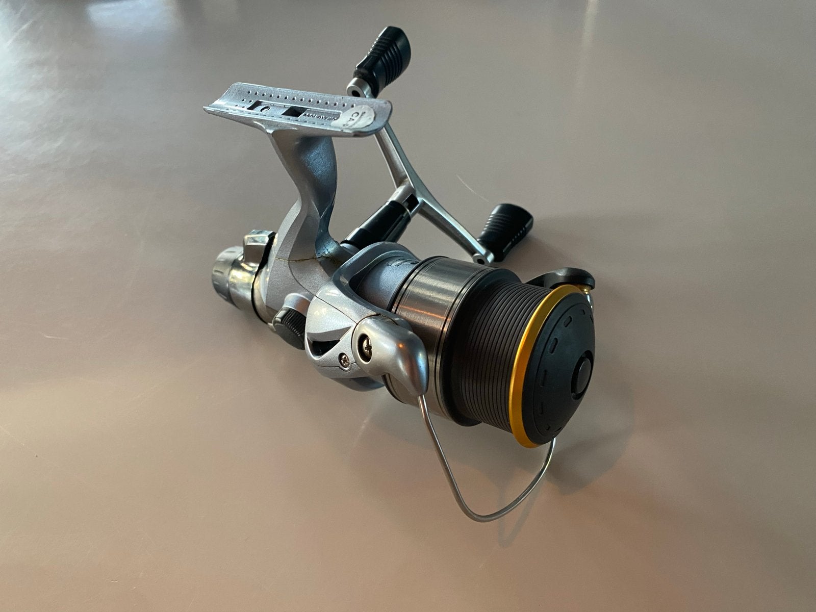 Shimano Super 4000 vismolen, Ophalen of Verzenden, Zo goed als nieuw, Molen