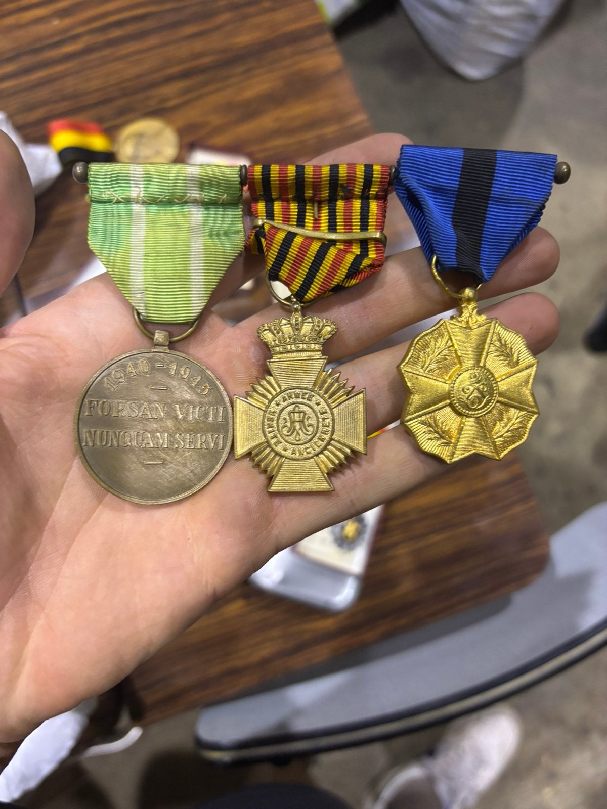 Militaire medailles belgisch leger, Postzegels en Munten, Ophalen of Verzenden, Overige materialen