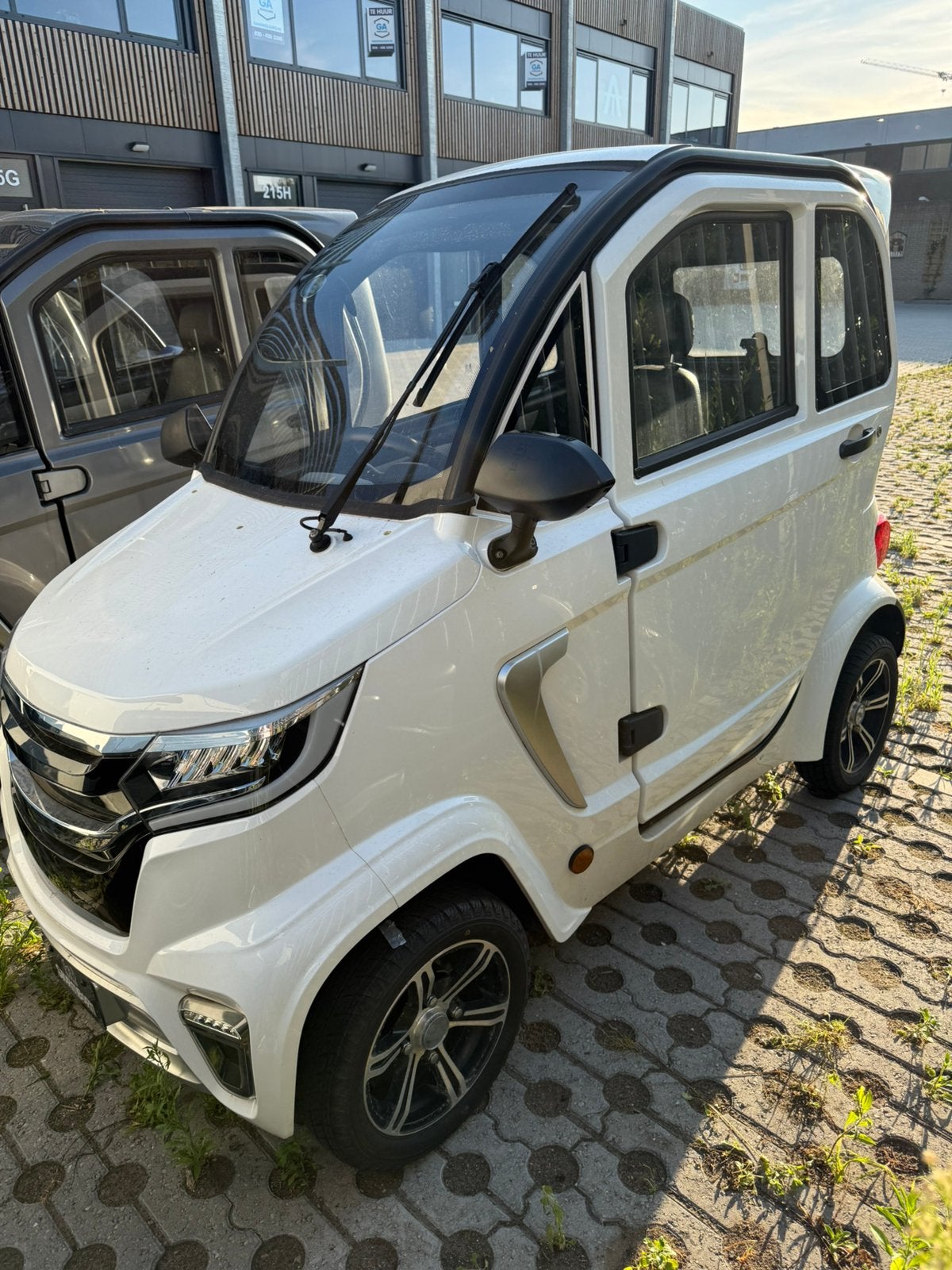 Overdekte Scootmobiel econelo/stormborn, Diversen, Brommobielen en Scootmobielen, Ophalen of Verzenden, Zo goed als nieuw, 16 km/u of meer