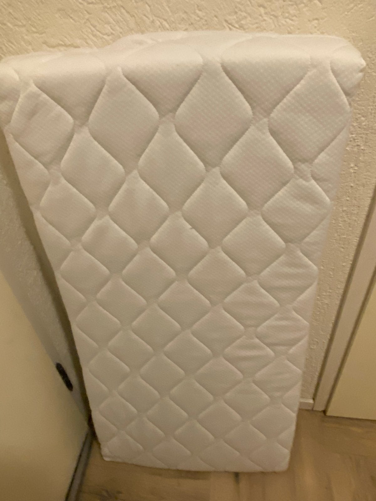 Matras ledikant, Ophalen, 190 cm of minder, Zo goed als nieuw, Matras