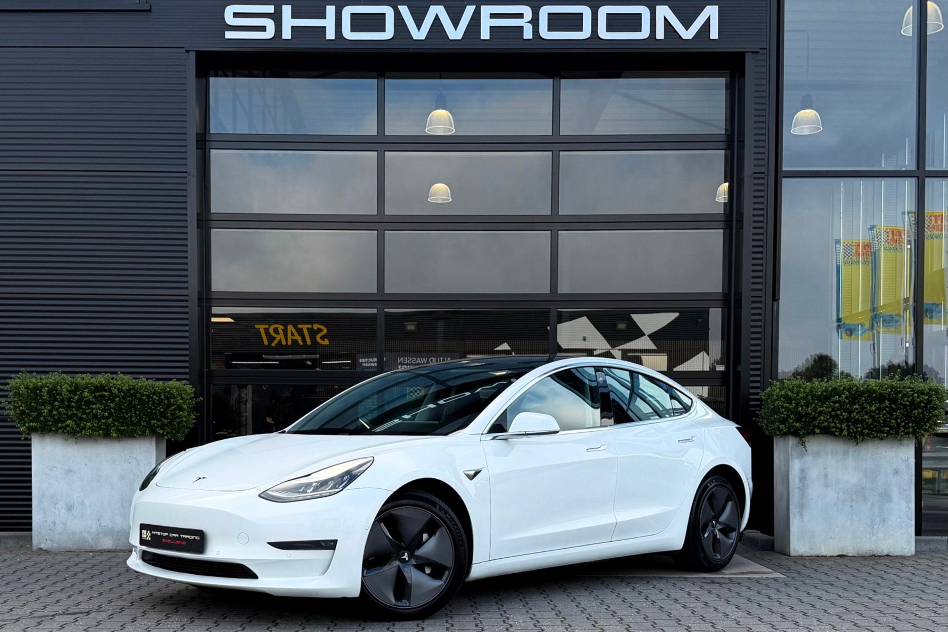 Tesla Model 3 Long Range AWD 75 kWh NL AUTO! Pano, Leder, SO, Auto's, Tesla, Automaat, Dealer onderhouden, 530 km, Wit