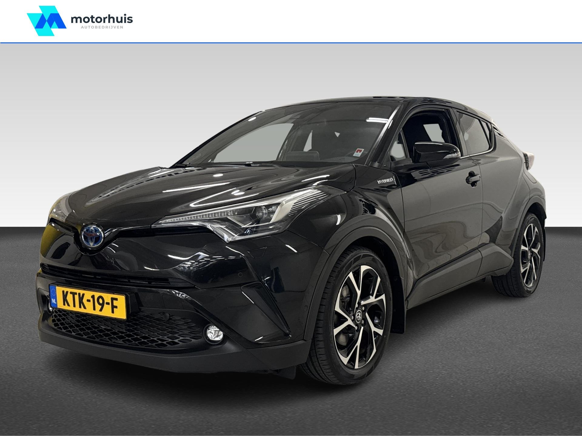 Toyota C-HR 1.8 Hybrid Executive, Auto's, Automaat, Euro 6, 4 cilinders, Zwart