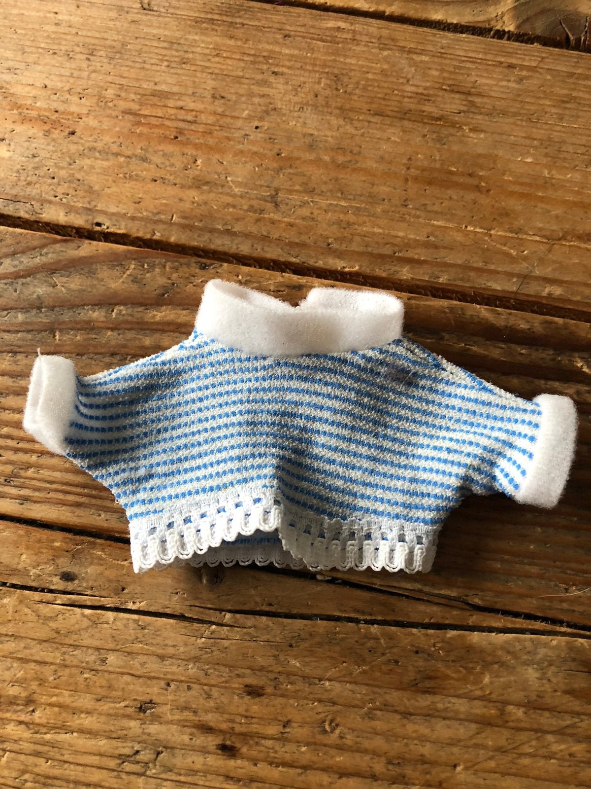 Poppen truitje., Ophalen