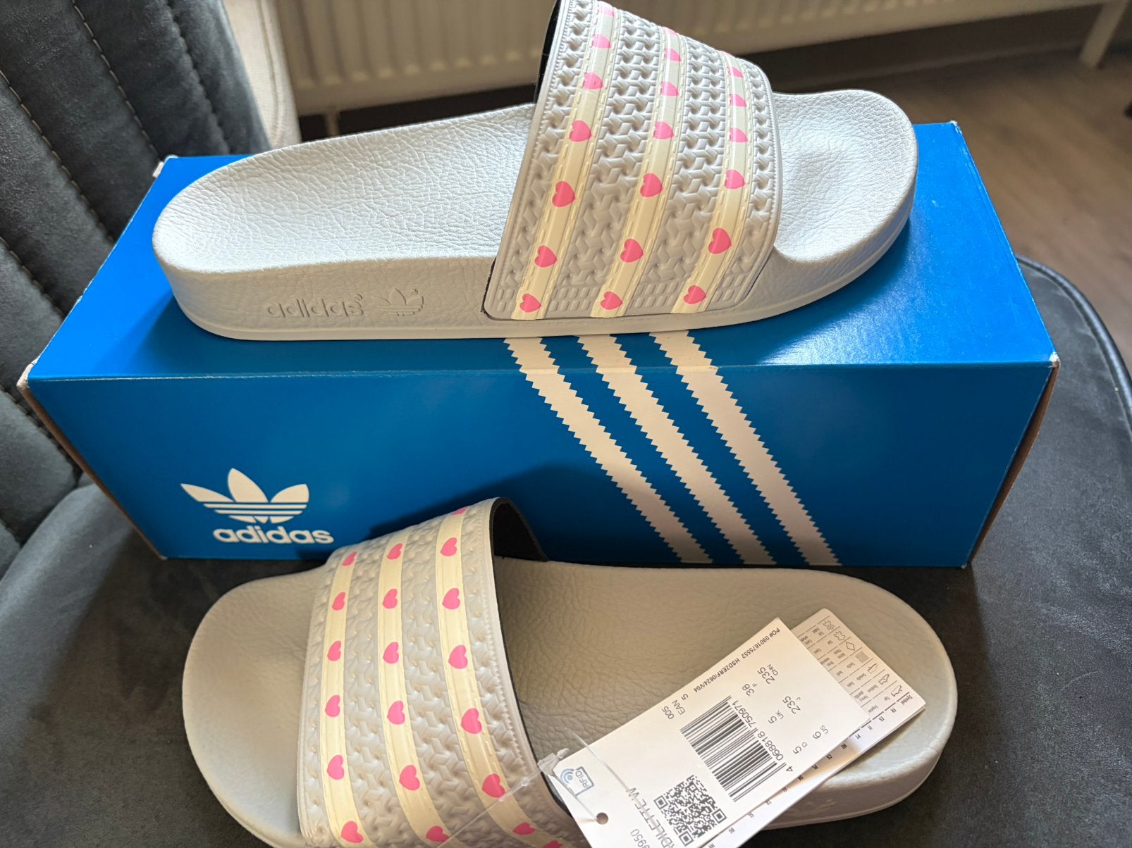 Adidas slippers, Ophalen, Nieuw