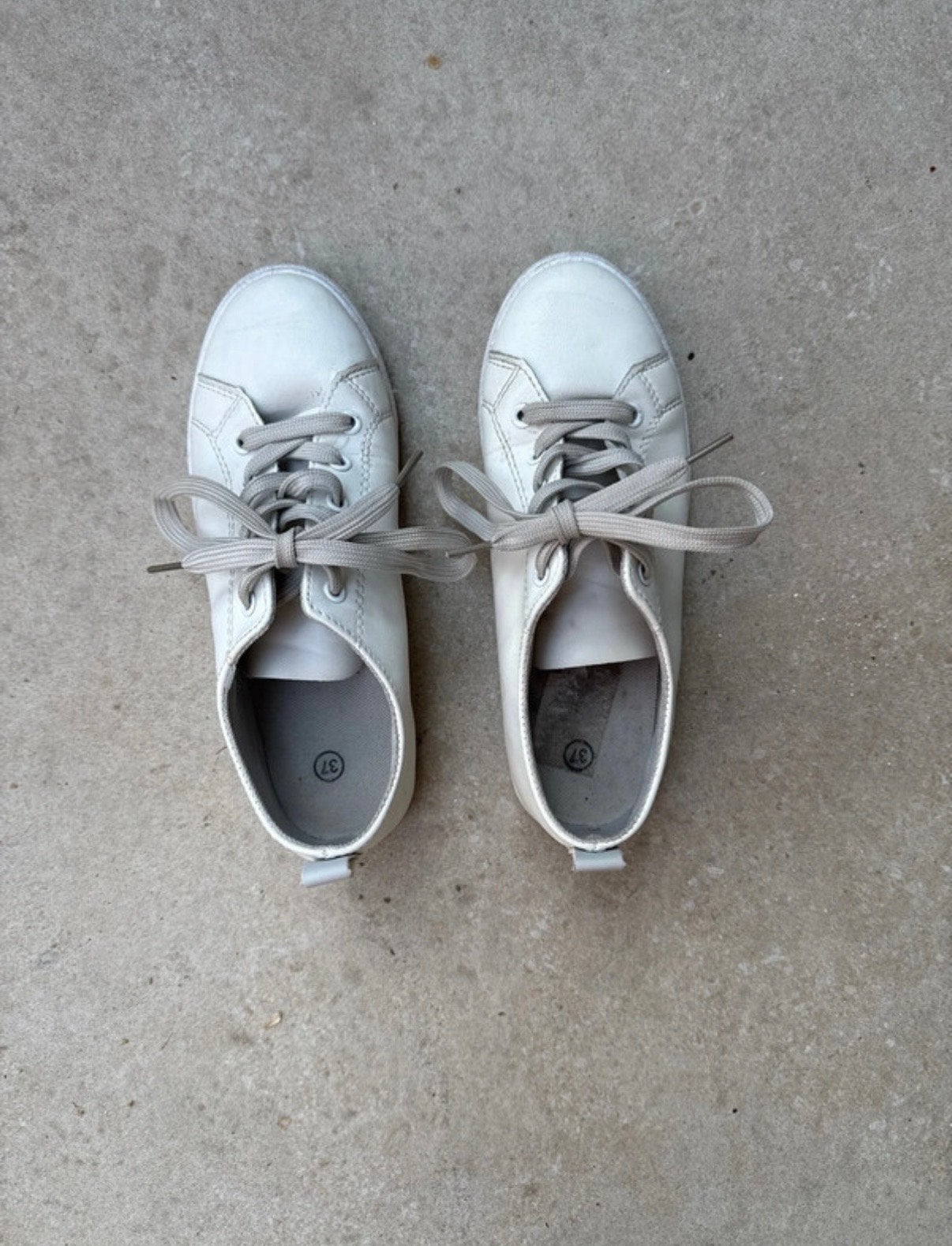 Witte sneakers maat 37, Kleding | Dames, Schoenen, Wit, Ophalen of Verzenden, Sneakers of Gympen, Gedragen