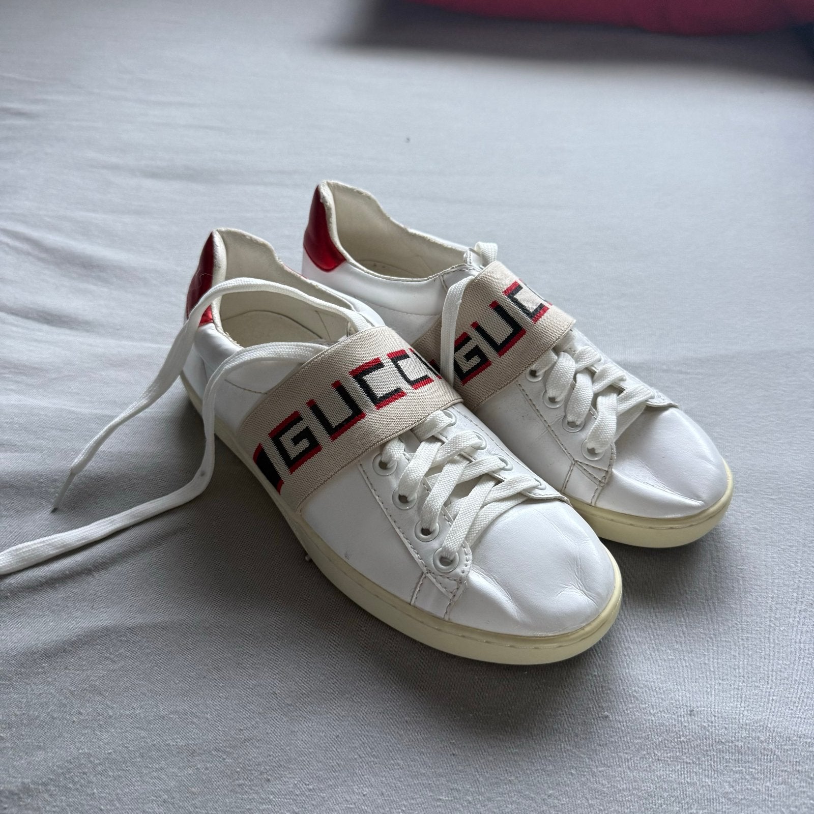 Gucci sneakers maat 40, Ophalen of Verzenden, Gedragen, Wit, Sneakers of Gympen