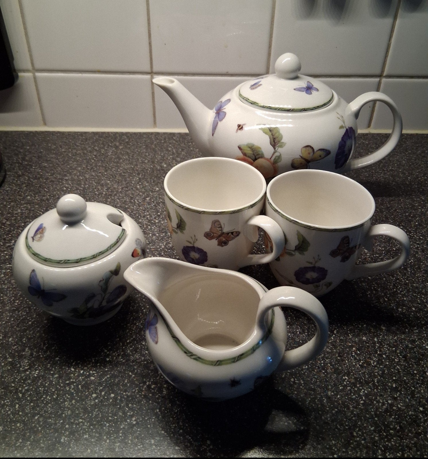Janneke Brinkman design theeservies met vlinder- en bloemmot, Ophalen, Zo goed als nieuw, Compleet servies, Klassiek