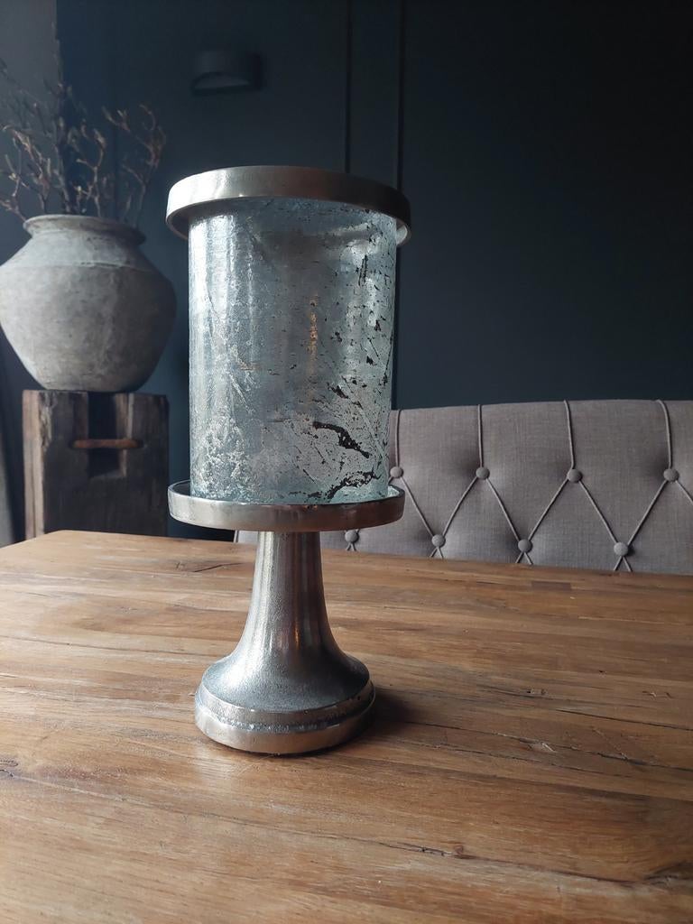 Windlicht op ijzeren standaard Stoer en Sober, 25 tot 50 cm, Ophalen of Verzenden, Zo goed als nieuw, Metaal