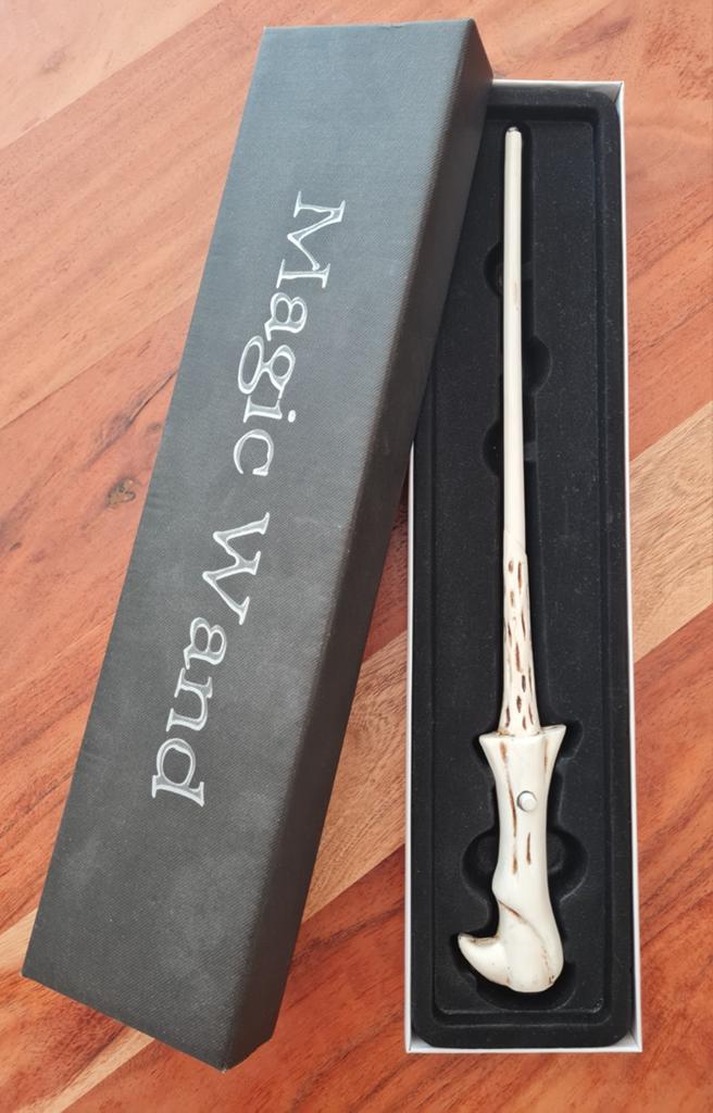Magische toverstaf in doos - Harry Potter stijl, Ophalen of Verzenden, Zo goed als nieuw