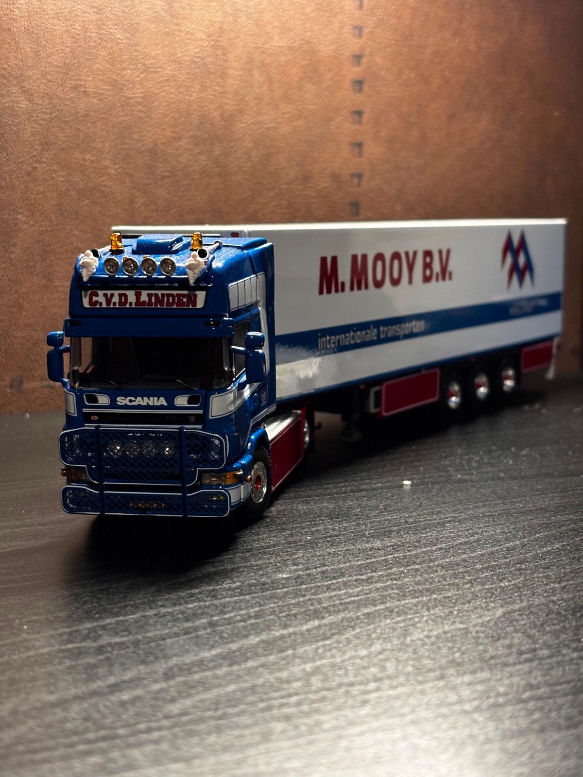 Scania 1/50 C v/d Linden ( M Mooy ), Ophalen of Verzenden, Zo goed als nieuw, Bus of Vrachtwagen