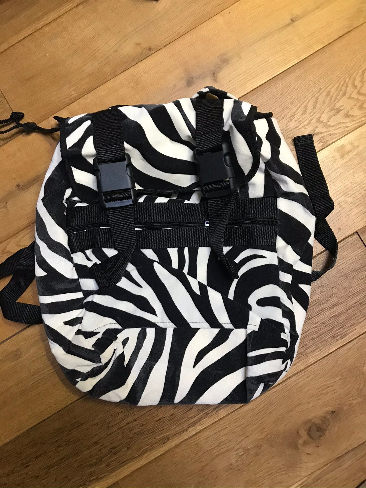 Nieuwe grote rugtas zebra velours fluweel veel opbergruimte, Ophalen of Verzenden, Nieuw, Overige typen