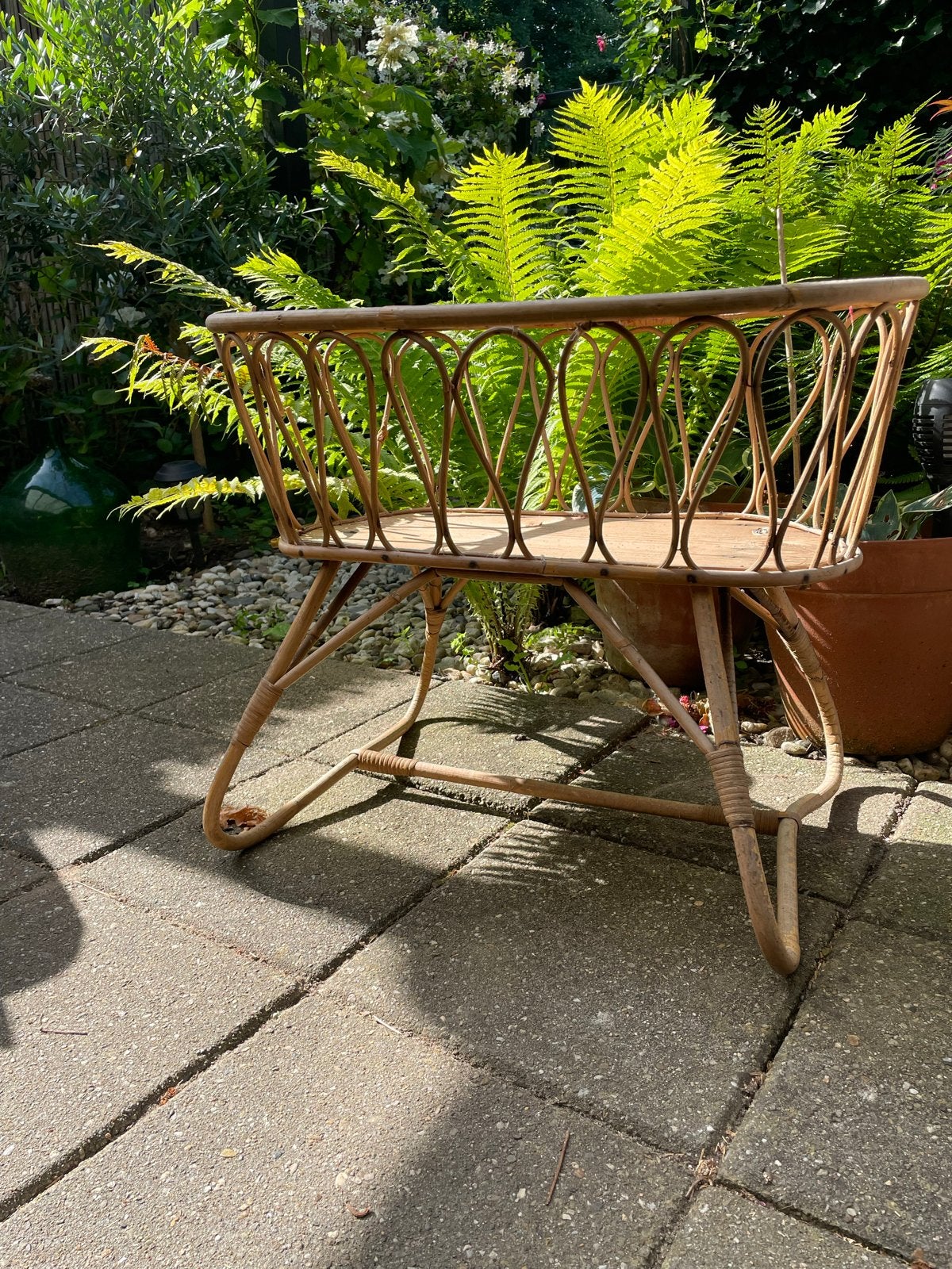 Vintage Rotan Poppenbedje - Leuk project voor reparatie, Ophalen, Gebruikt, Overige typen