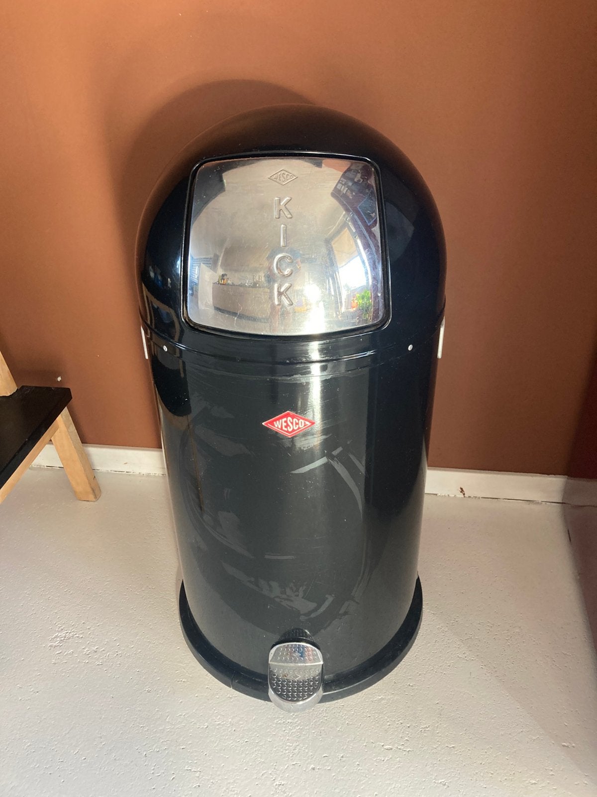 Wesco afvalbak, Huis en Inrichting, 50 – 75, Gebruikt, Met pedaal, 40 liter of meer