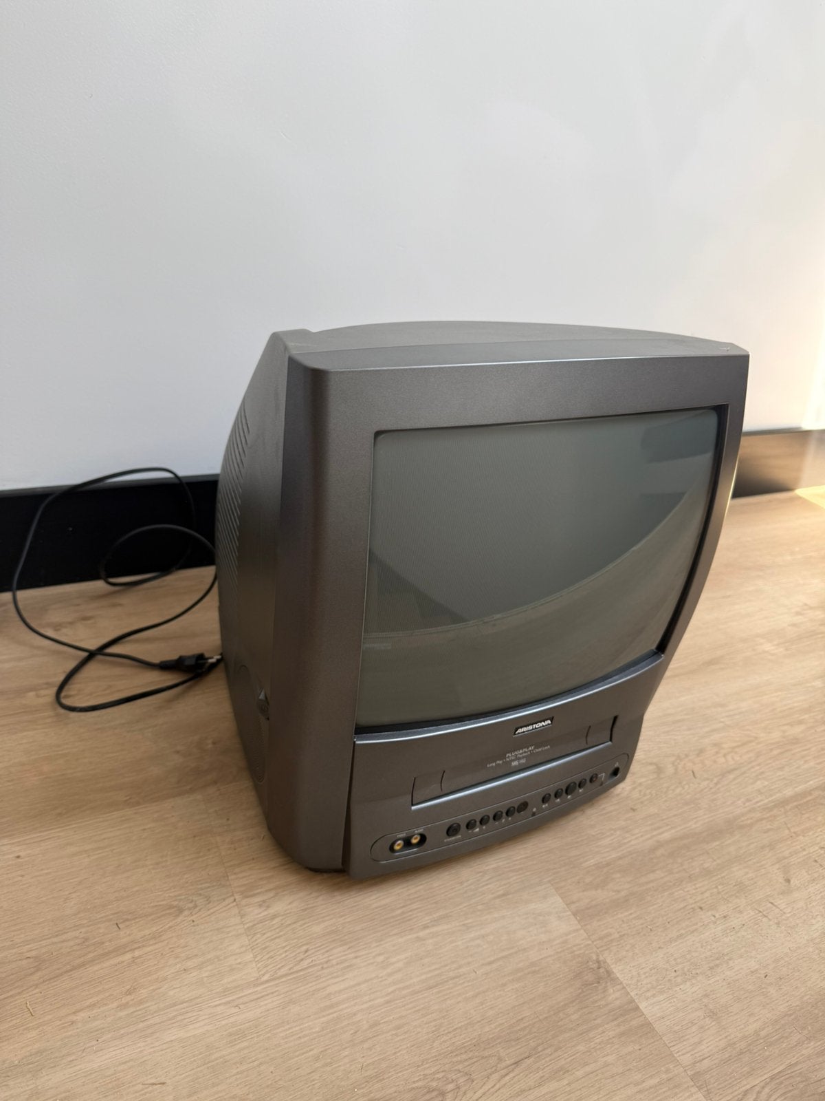 Televisie met videorecorder, Ophalen