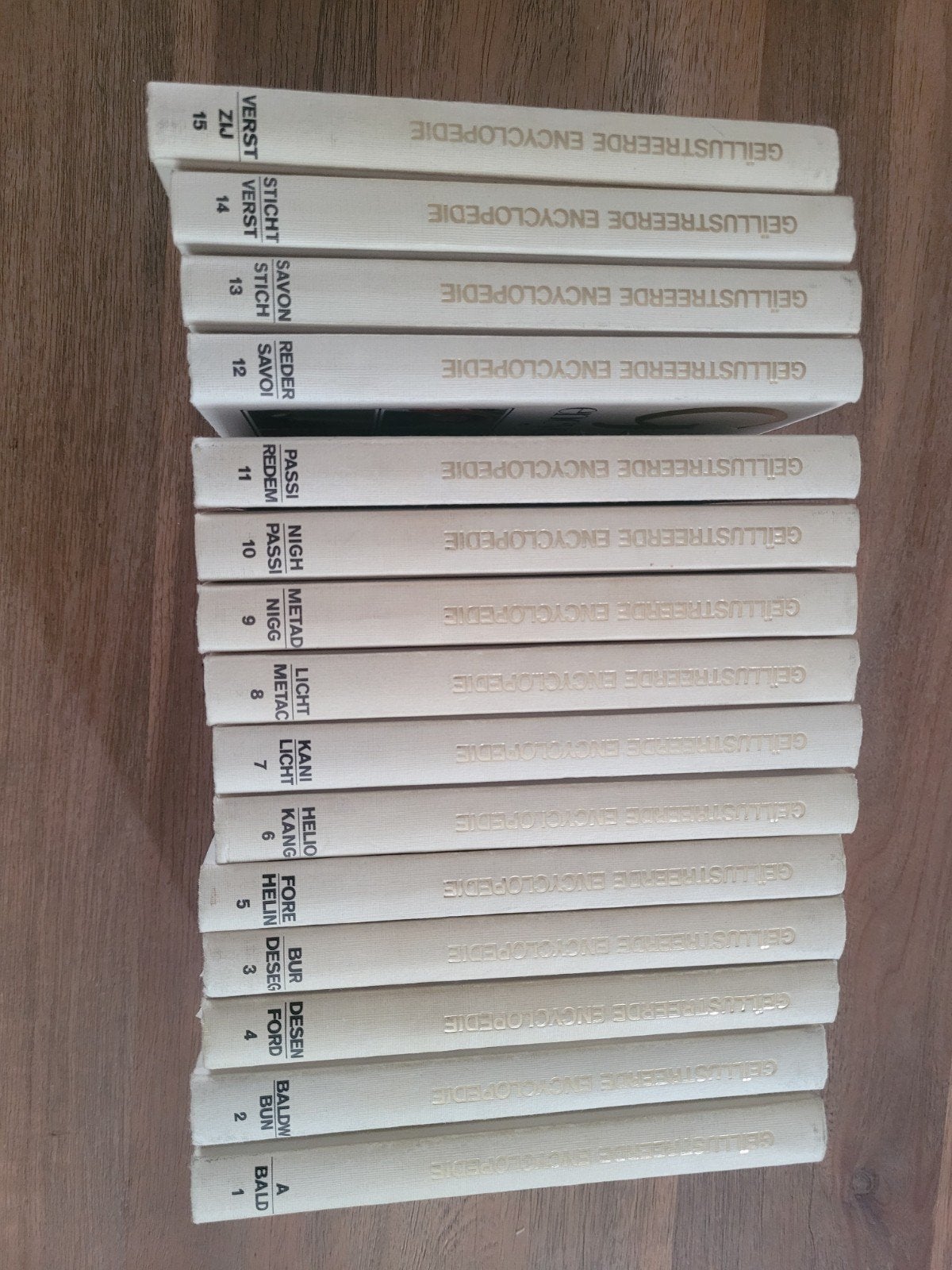 geïllustreerde encyclopedie in kleur, Boeken, Ophalen of Verzenden, Gelezen, Algemeen, Complete serie