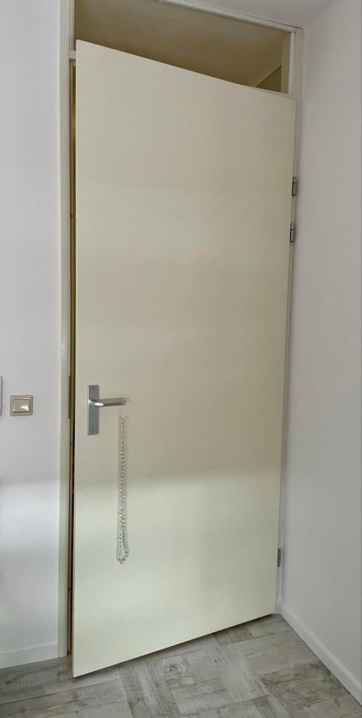 Opdekdeur rechtsdraaiend 231,5 x 95,4 (binnenmaat 93cm), Ophalen, Gebruikt, 80 tot 100 cm, 215 cm of meer