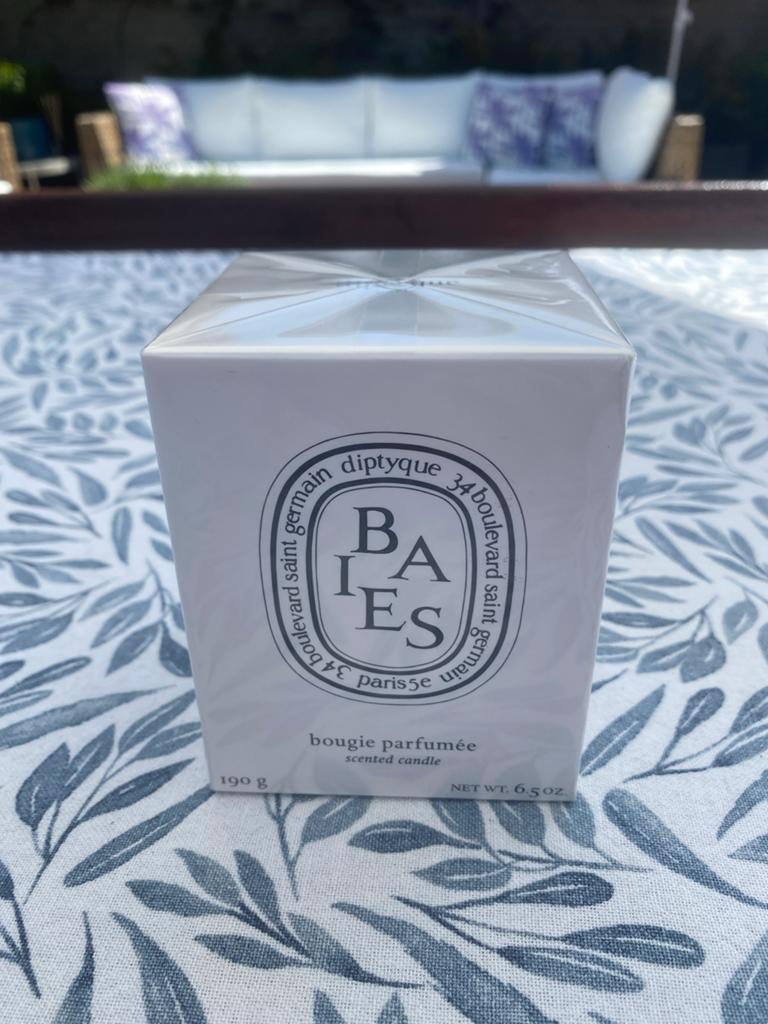 Diptyque Geurkaars Baies 190g - Nieuw en Geseald, Verzenden, Nieuw, Klassiek, Wit