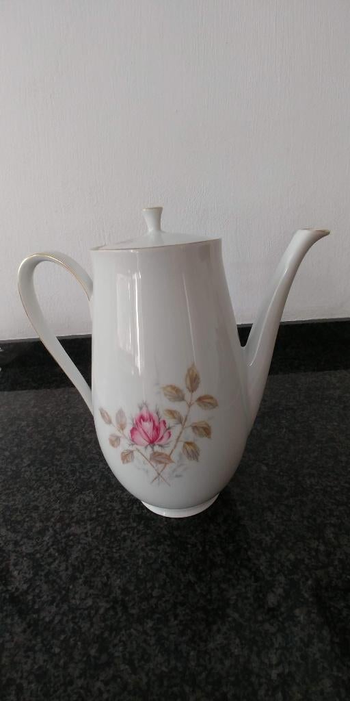 Bavaria Schumann Arzberg rozen servies 35 delen, Gebruikt, Ophalen of Verzenden, Schaal of Schalen, Overige stijlen