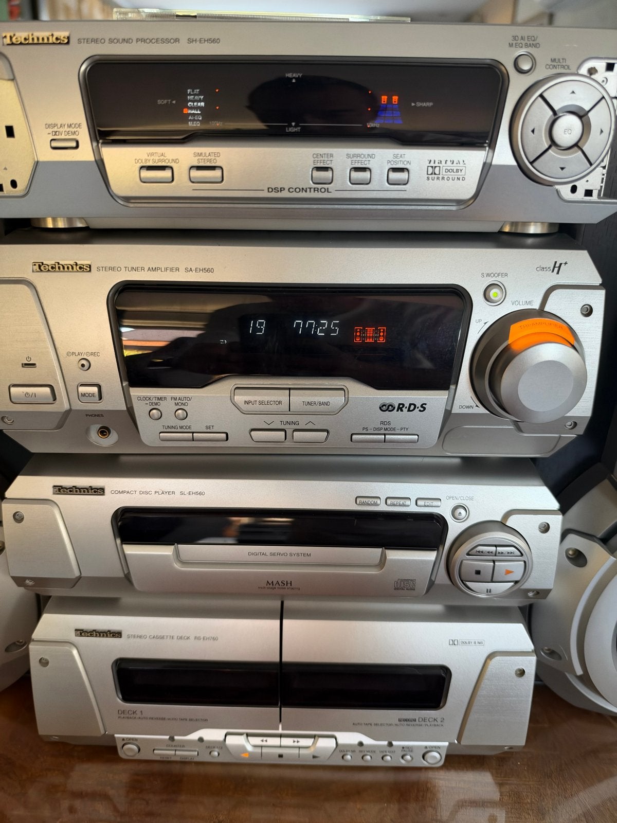 Foto 5 van Technics SC-EH760 Hifi-set met speakers en afstandsbediening