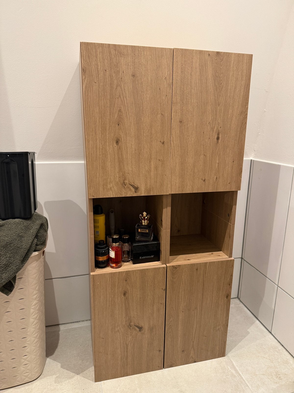 2 badkamer kastjes houtlook, Ophalen, Met deur(en), 100 tot 150 cm, Zo goed als nieuw