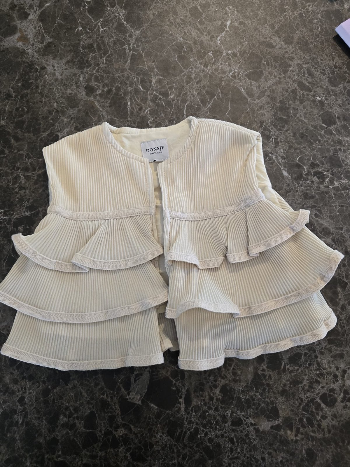 Donsje Amsterdam Vestje met Ruches - Zo goed als nieuw, Kinderen en Baby's, Ophalen of Verzenden, Zo goed als nieuw, Meisje