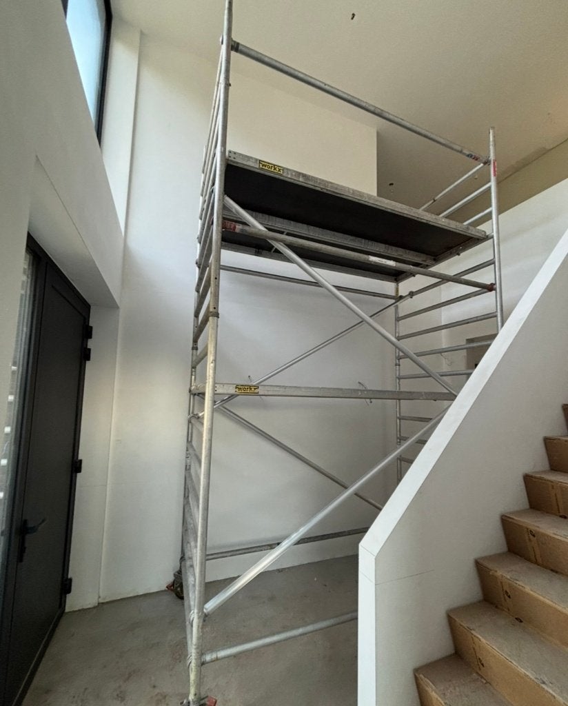 Rolsteiger tot 8,2 meter werkhoogte te huur, Doe-het-zelf en Verbouw, Steigers, Ophalen of Verzenden, Gebruikt, Gevelsteiger, 5 meter of hoger