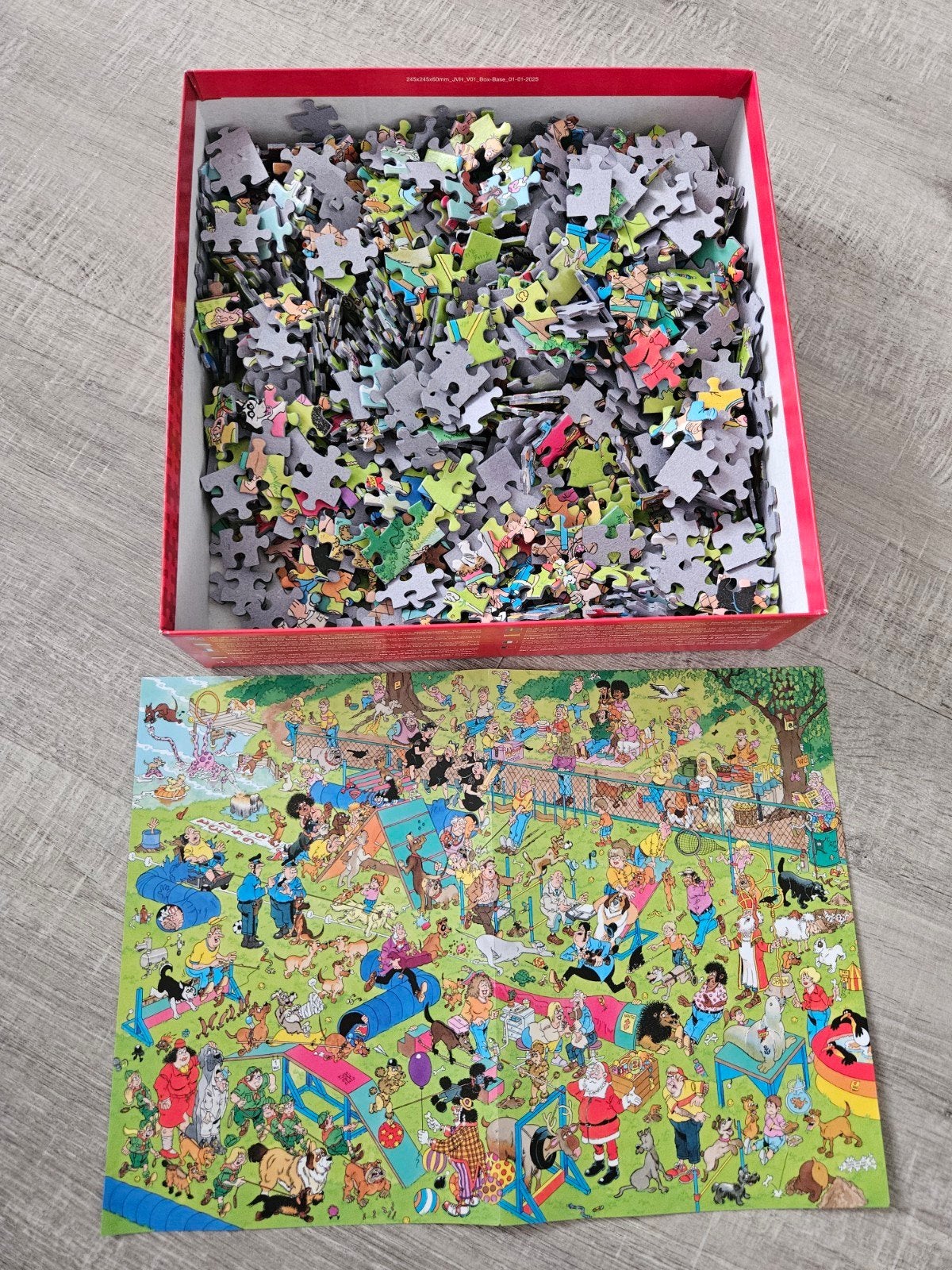 Foto 4 van Jan van Haasteren Comic Puzzel - Hondenparcours 1000 stukjes