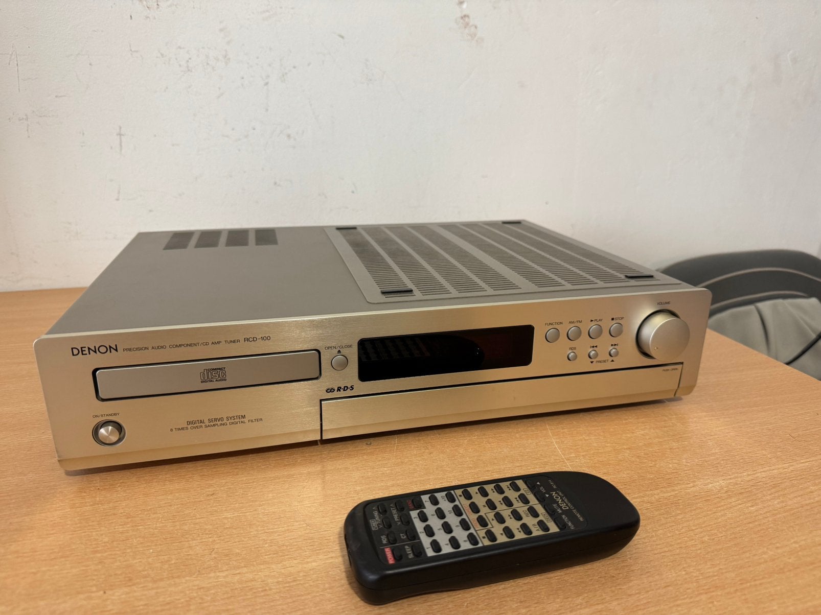 3 in 1 Amplifier / CD Speler / Tuner Denon RCD-100 + AB, Audio, Tv en Foto, Cd-spelers, Ophalen of Verzenden, Zo goed als nieuw