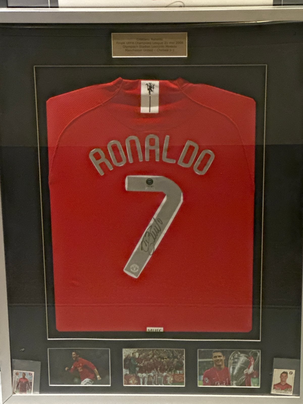 Gesigneerd Cristiano Ronaldo Manchester United shirt, Verzamelen, Sportartikelen en Voetbal, Ophalen of Verzenden, Nieuw, Buitenlandse clubs