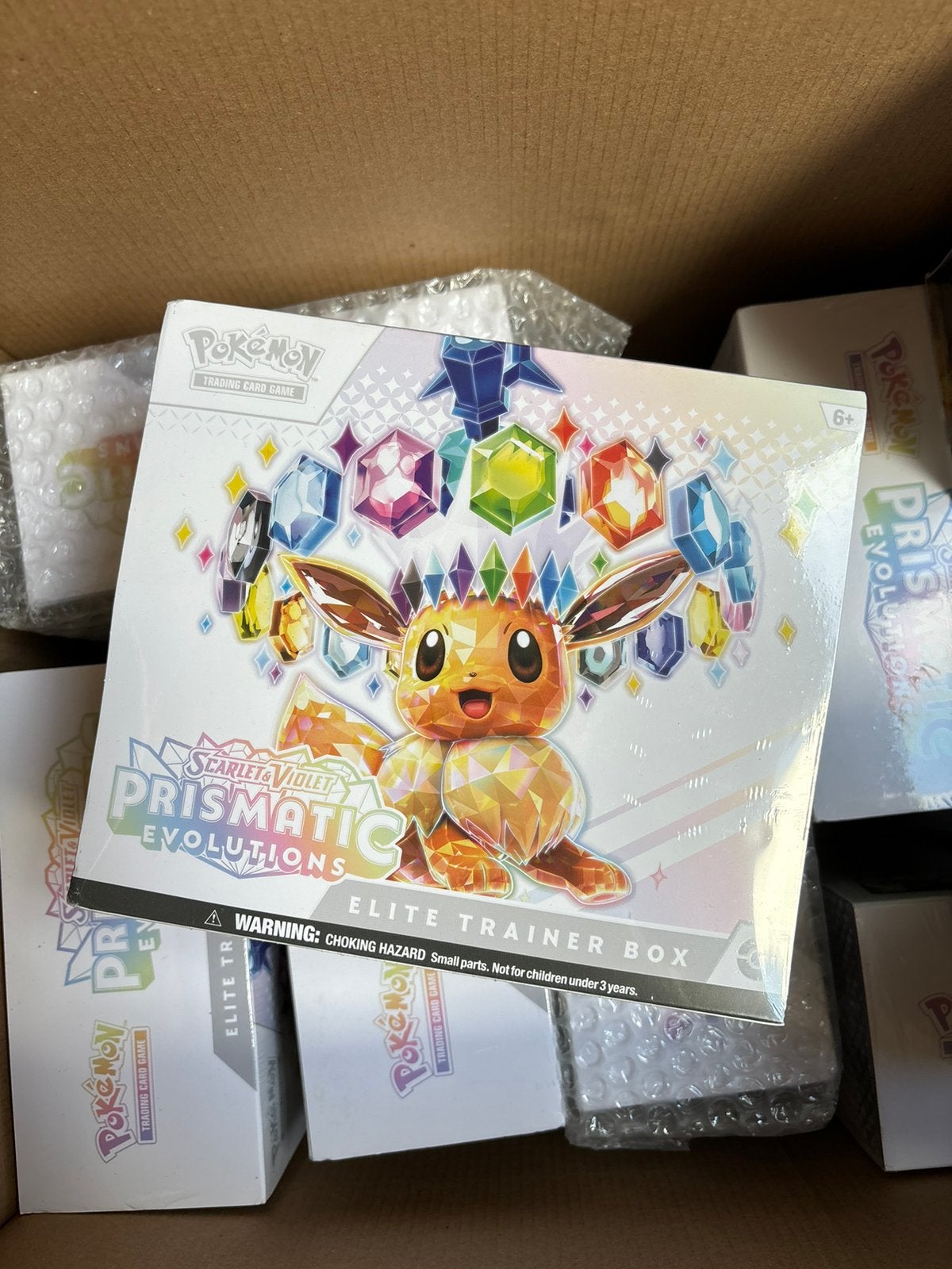 Prismatic Evolutions Elite Trainer Box, Ophalen of Verzenden, Nieuw, Boosterbox