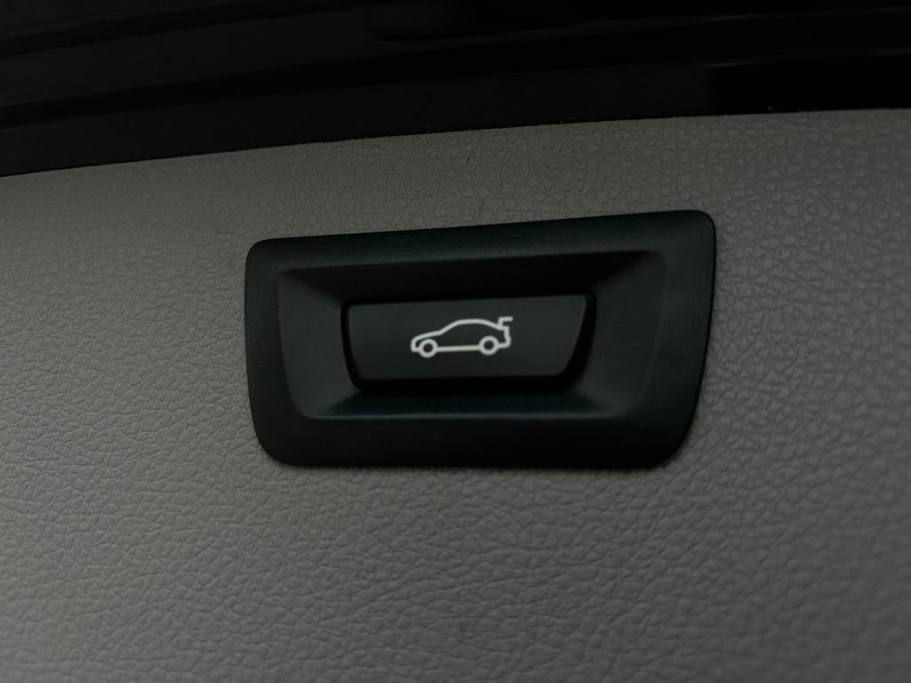BMW 3-serie Touring 316d Automaat|Navi|Cruise|Keyless, Auto's, BMW, Automaat, 745 kg, 4 cilinders, 116 pk