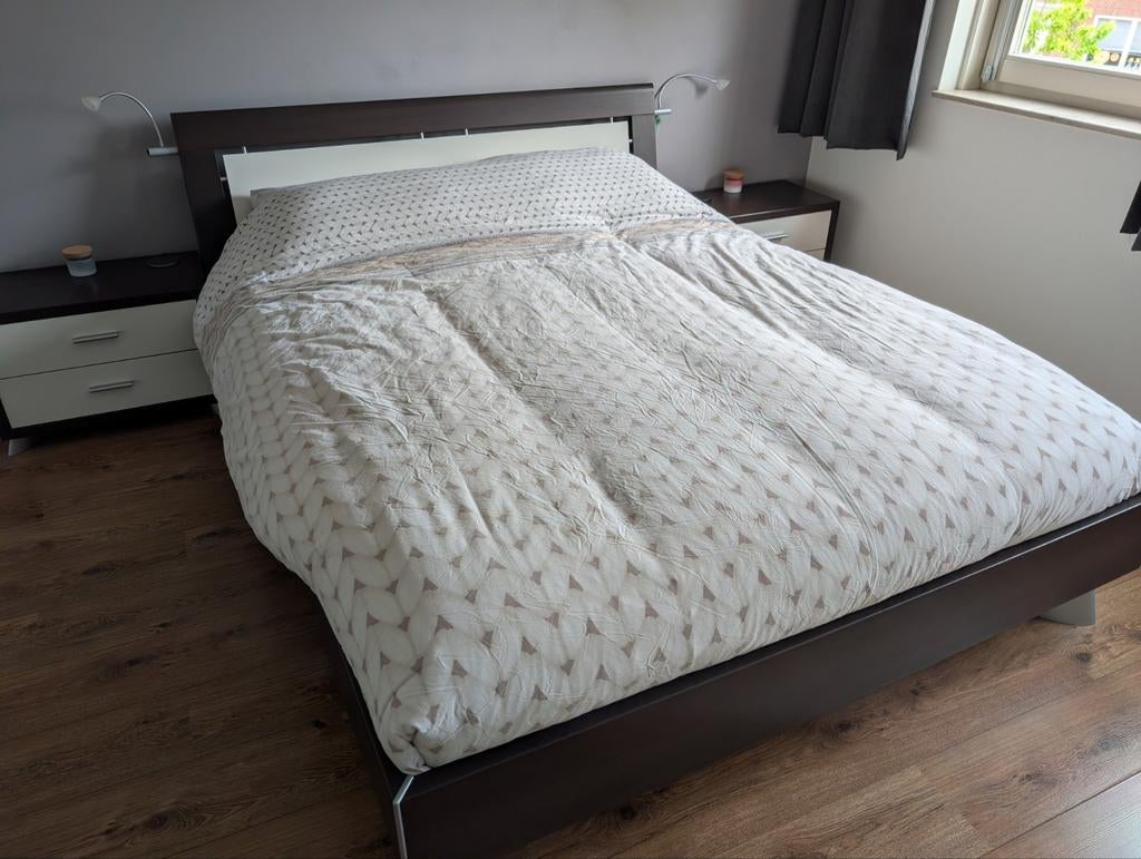 Complete slaapkamer, Huis en Inrichting, Slaapkamer | Bedden, Ophalen, Gebruikt, Tweepersoons, 200 cm