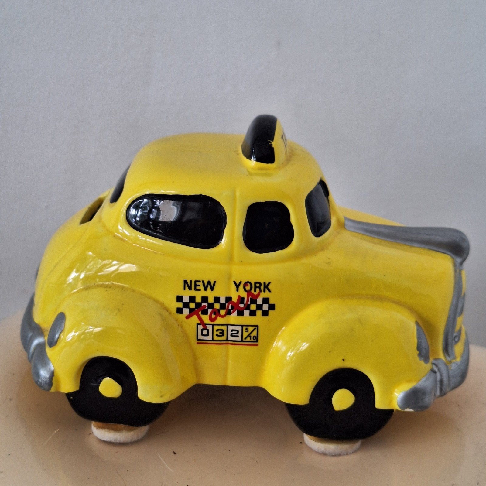 Paradise Collection Yellow cab taxi New York spaarpot, Ophalen of Verzenden, Gebruikt, Steen, Aardewerk of Keramiek, Vervoermiddel