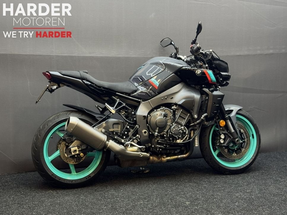 YAMAHA MT 10/NIEUWSTAAT/OPTIES/GOEDKOOPSTE NL/GARANTIE, Motoren, 4 cilinders, Motorrijbewijs A, Bedrijf, Onbekend