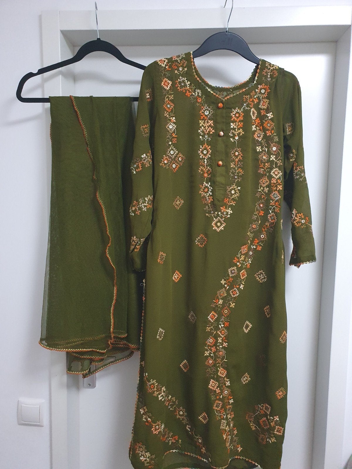 Mooie Indiase/Pakistaanse jurk met hand borduur maat Mwerk, Maat 38/40 (M), Ophalen of Verzenden, Onbekend, Zo goed als nieuw